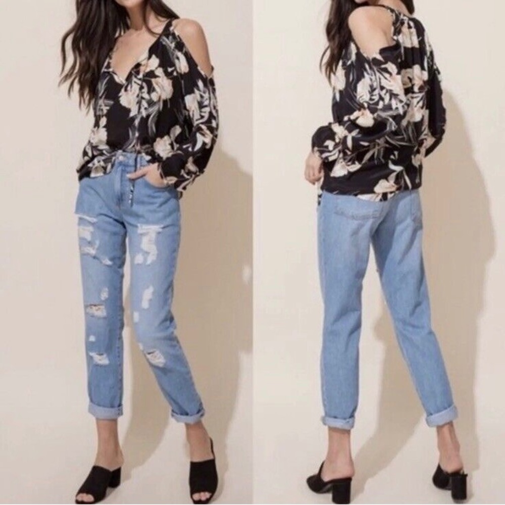 💫HP‼️💫 100% SILK ‼️ NWT YUMI KIM Cold Shoulder Blouse in Floral, Sz Medium
